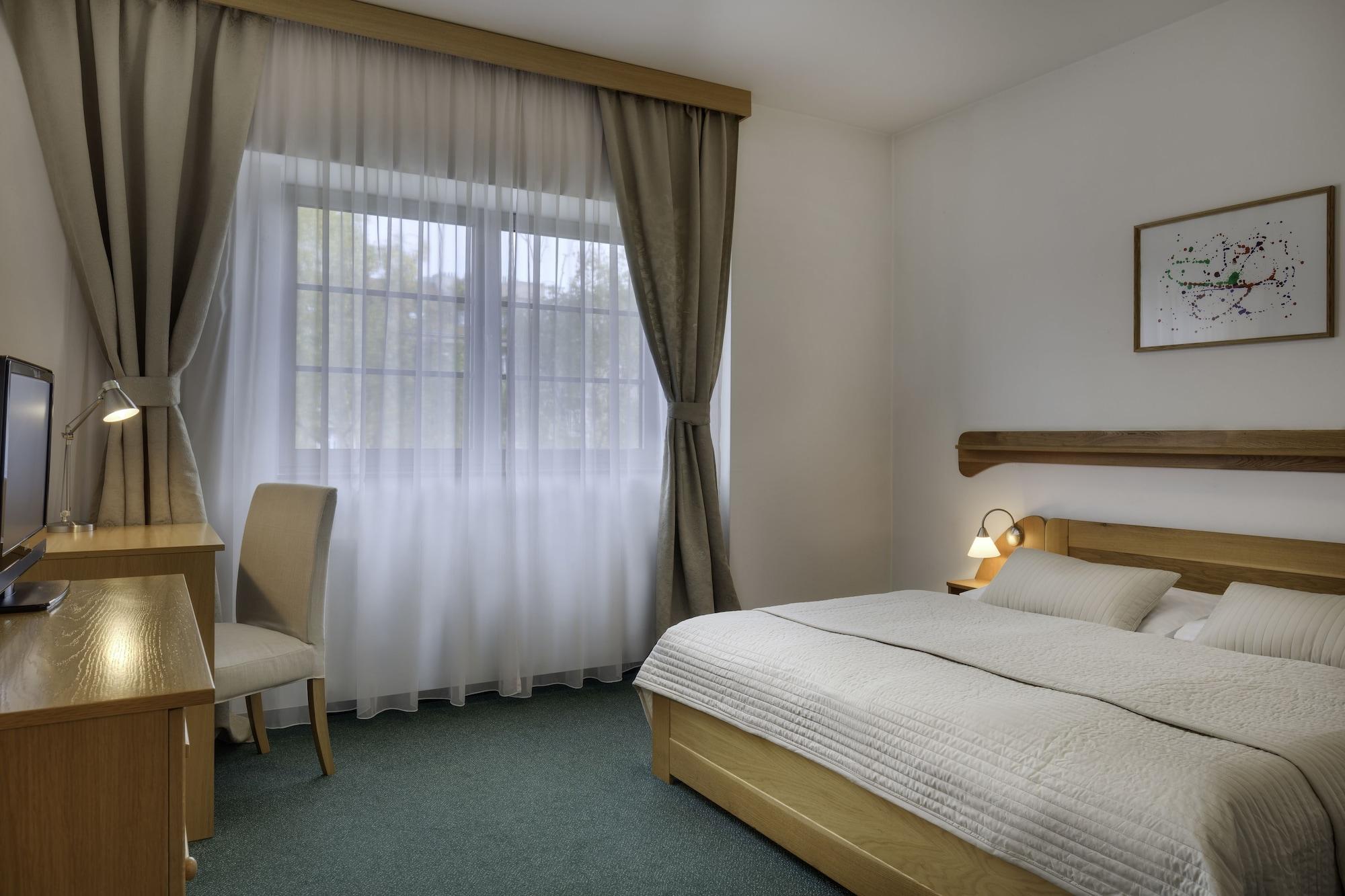 Hotel Oya Prag Dış mekan fotoğraf